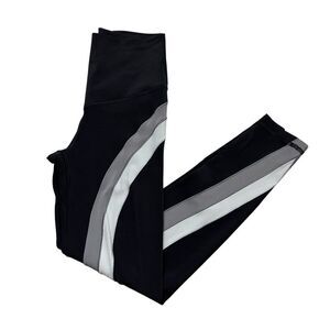 Ladies Aerie Leggings Black White and Grey Size Small‎